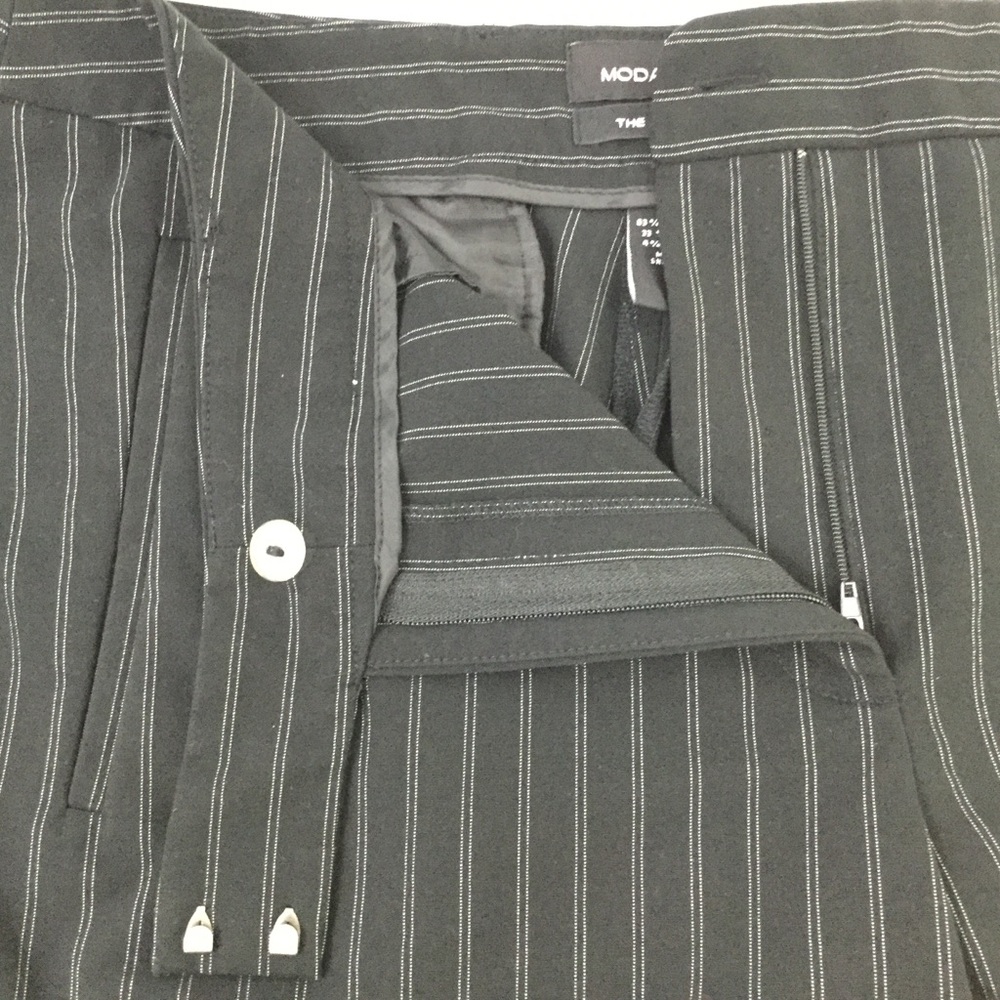 Moda International Women’s Pinstriped Pants Sz 14 - Picture 4 of 7